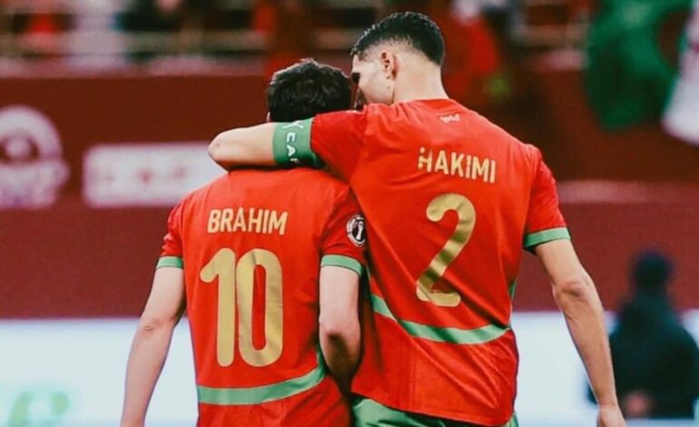 Le Maroc s’est offert le droit de rêver jusqu’au bout. Au terme d’une demi-finale irrespirable face au Nigéria, le pays hôte a validé son billet pour la finale de la CAN à l’issue d’une séance de tirs au but maîtrisée (4-2). Une qualification au bout des nerfs, portée par un stade incandescent et un groupe marocain solide mentalement, fidèle à son ambition depuis le début du tournoi.